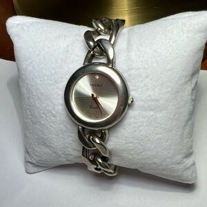 Vintage MEERA Quartz Chain Link Watch – Silver Tone